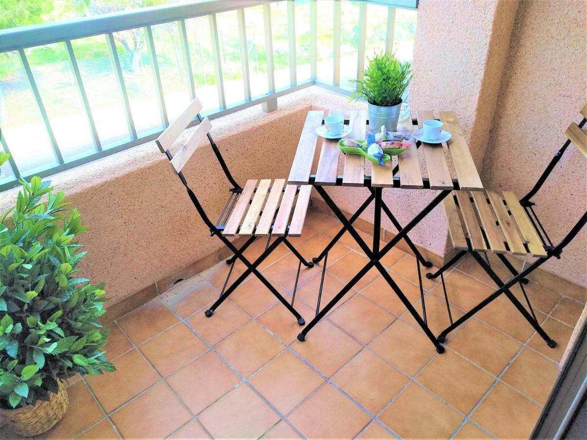 Bright Spacious Apartment, 2 Min Walk From Beach Candelaria Esterno foto